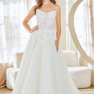 New white wedding dress, bridal gown